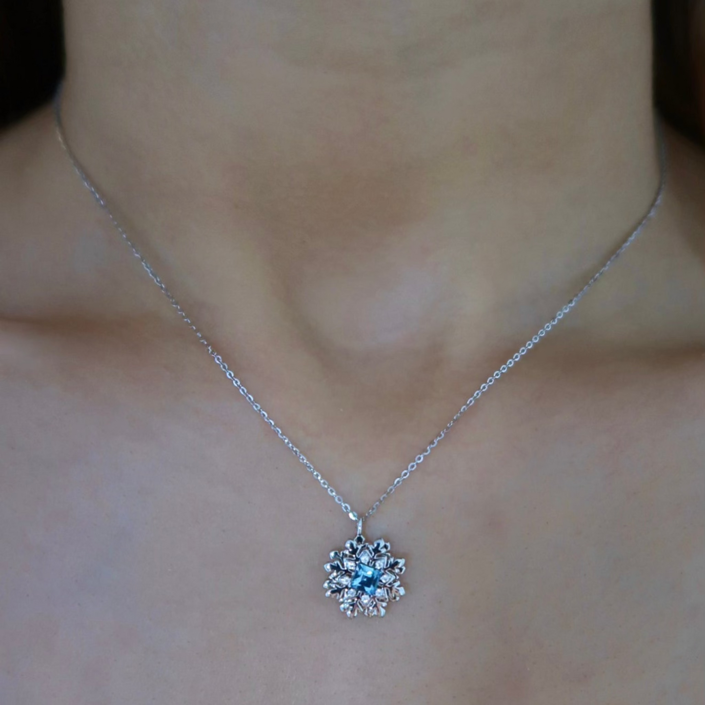 Snow Necklace